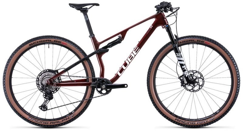 Cube-AMS-ZERO99-C68X-Race-29-liquidred´n´carbon.jpg