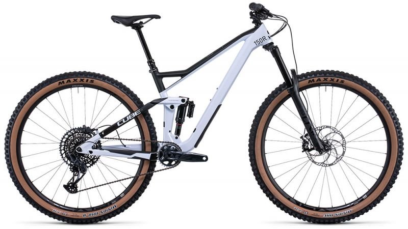 Cube-Stereo-150-C62-Race-29-flashwhite´n´carbon.jpg